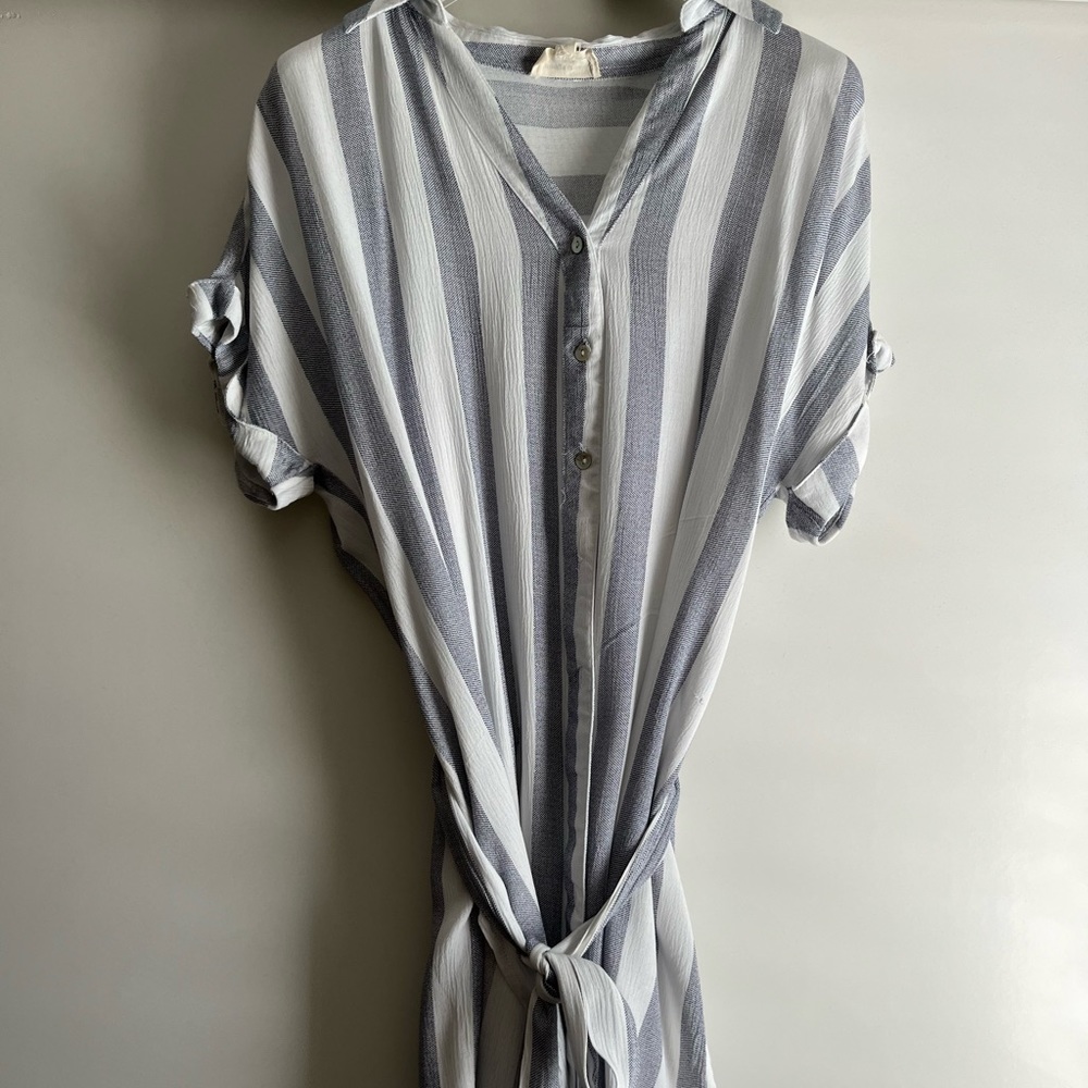 Cute stripped cover up